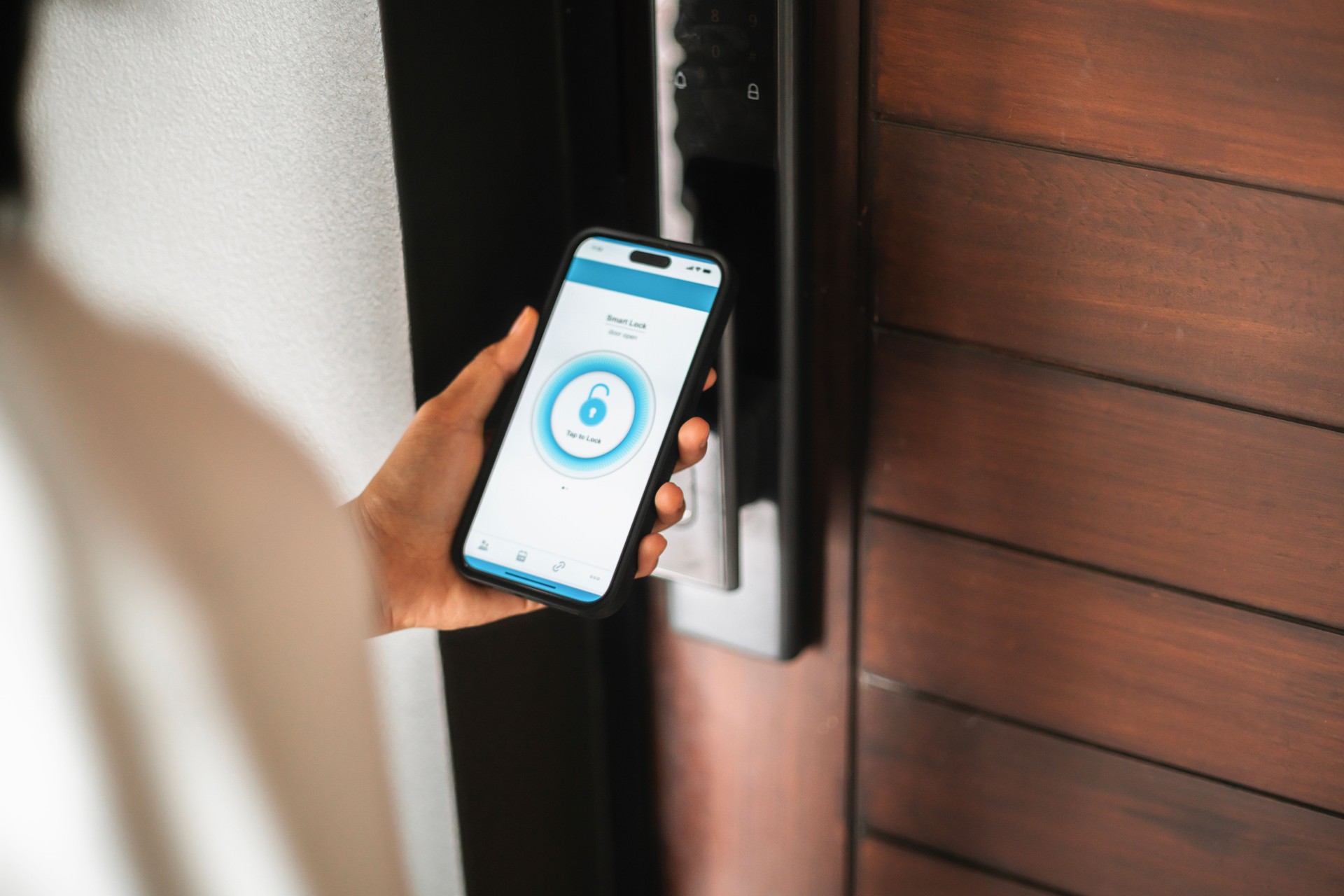 Smart Lock Access Controlled by Mobile App